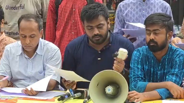 চাকসু নির্বাচনে প্রার্থীদের মনোনয়নপত্র বাছাইয়ের কাজ শেষ : দ্রোহ পর্ষদের প্যানেল ঘোষণা